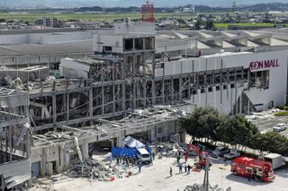 Hope dwindles for rescue in southwestern Japan quake as death toll climbs to 23