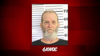  Police: LeClaire man inappropriately touched, filmed children