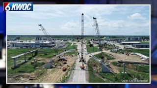  Traffic alert: Middle Road and I-80 interchange reopening delayed Friday morning for pedestrian bridge work