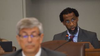  Illinois House begins investigation into indicted Rep. Carol Ammons 