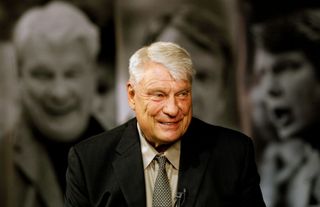 Rock Island's Don Nelson, NBA Hall of Famer and former Hawkeye, dead at 86