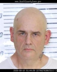 Davenport man and woman charged with first-degree theft, third-degree burglary