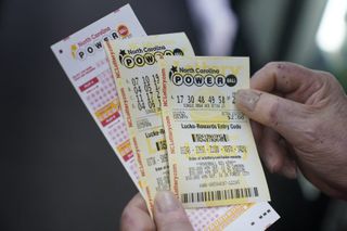 $1 billion Powerball jackpot: Which payout option is best if you win?