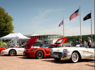 10th Annual Vettes on the River - Vettes Supporting Vets will roll into LeClaire