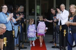 Mark Twain Elementary School starts school year with bubbles and red carpet