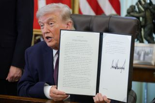 Supreme Court pauses lower court ruling on Trump's mail voting order as hurdles loom