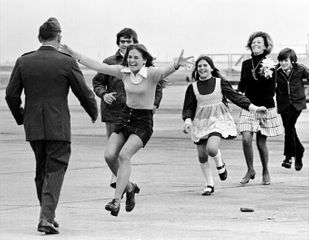 A Pulitzer Prize-winning photographer who shot an iconic Vietnam War-era photo has died