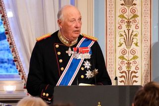 Norway's King Harald V dies at 89 and his son becomes King Haakon VIII