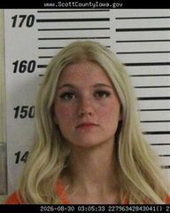 Davenport man and woman charged with breaking into apartment