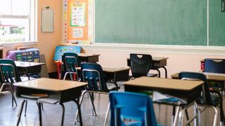  Sudlow Middle School announces early dismissal following AC issues