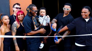 30+ Hangout The Bleu R&B Lounge to Open in Moline