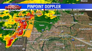 Severe t'Storms rolling through Iowa city Tuesday night
