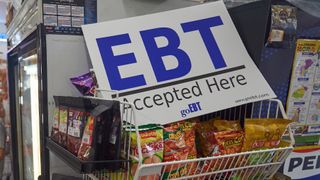 New bill would restrict SNAP benefits in Illinois, other states