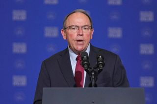 Wisconsin congressman survives emergency plane landing, swims to safety
