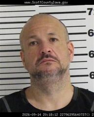 Bettendorf police arrest man after allegedly assaulting girlfriend