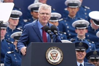 U.S. acknowledges for the first time that it has deployed weapons in space