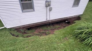  Home foundation collapses from heavy rain in Iowa