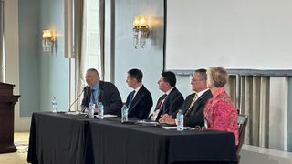  Nearly half of Center for Intellectual Freedom advisory council members resign