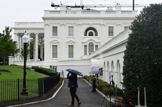 Judge considers restoring journalists' access to White House after Trump's ban