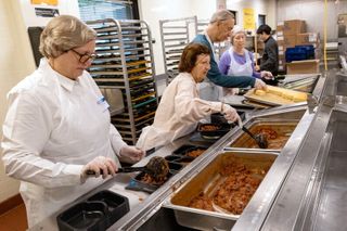 Meal deliveries can save money and improve health. Will they survive Medicaid cuts?