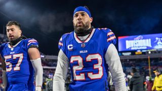  Micah Hyde picked as Honorary Captain at Iowa-Ohio State game