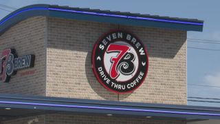  Viral 7 Brew giveaway causes massive traffic backups in Bettendorf