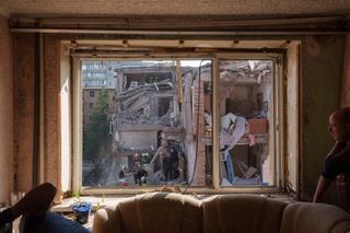 Strike on Ukrainian public bus leaves 30 dead as blackouts worsen in Kyiv