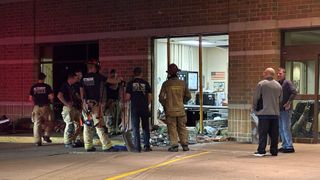 Car crashes into Bettendorf hospital