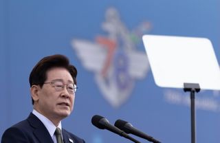 South Korea test-flies its first domestically developed hypersonic weapon