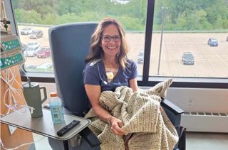 Dyersville cancer patient to drop the puck for weekend cancer center fundraiser Dubuque Fighting Saints hockey game