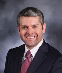 Bettendorf native returns to support UnityPoint Health - Trinity’s thoracic cancer services