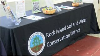 Community, environmental leaders meet at Credit Island, Davenport