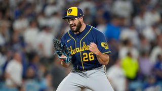  Milwaukee Brewers headed to World Series after sweeping Los Angeles Dodgers