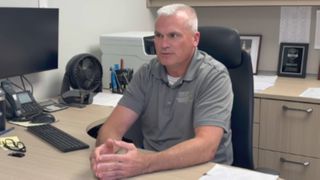  Sheriff weighs risks, benefits of bystanders stopping school shootings