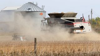  As Iowa harvest picks up, state officials urge farmers to vote early