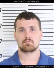 Davenport man sentenced to 20 years in sex abuse case