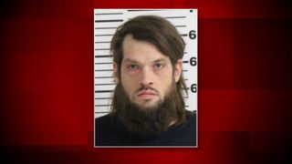  Man arrested after allegedly asking 14-year-old for nude photos