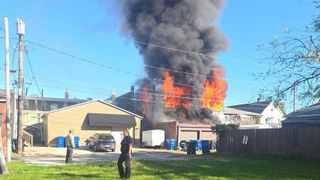  Neighbor describes Moline apartment fire rescue scene