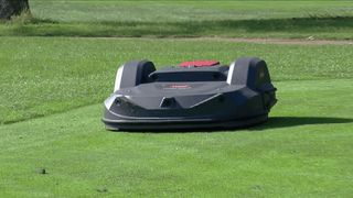 Palmer Hills Golf Course experiments with new robotic mowers