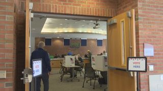 Early voting surges in Quad Cities ahead of Election Day