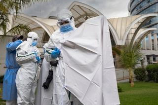 Authorities investigating whether first Kenya and Nigeria Ebola cases crossed paths