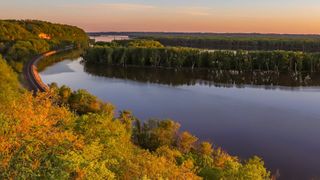  QCA’s most photgenic fall color spots: 6 can’t-miss drives, plus metro favorites