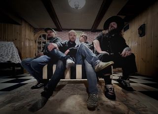 QC band The House Flies will celebrate 2nd album release at Raccoon Motel, Davenport