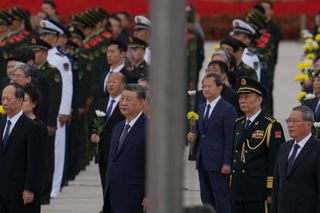 China elevates a military general to the Politburo and seeks to strengthen party discipline