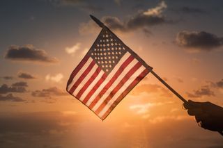 Sandburg will recognize community leader, Korean War vet, at Veterans Day event