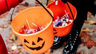  Watch live: Annual Galena Halloween Parade streams Saturday night on KWQC+